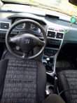 A picture of 2004 PEUGEOT 307 manual transmission
