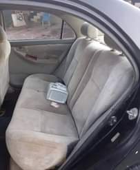A picture of 2005 Toyota 2004 Sedan