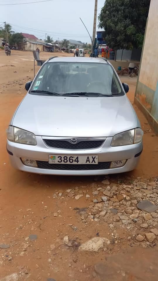 A picture of Mazda 323f
