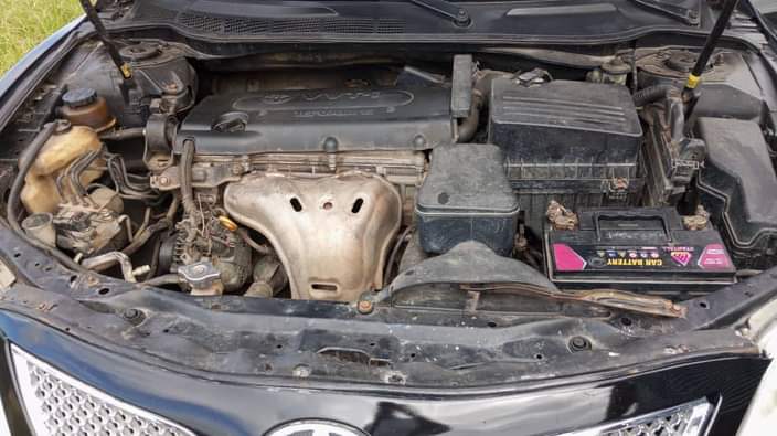 A picture of Toyota Camry aka spider With silent engine Gear AC chilling