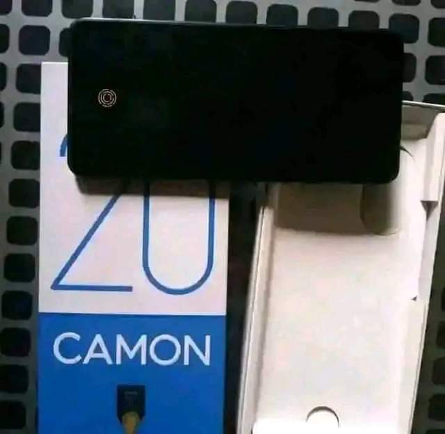 A picture of Camon 20 for sale urgent buyer needed working perfectly 4