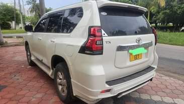 A picture of TOYOTA LAND CRUISER FOR SALE MORE INFO DIAL 0716662699 