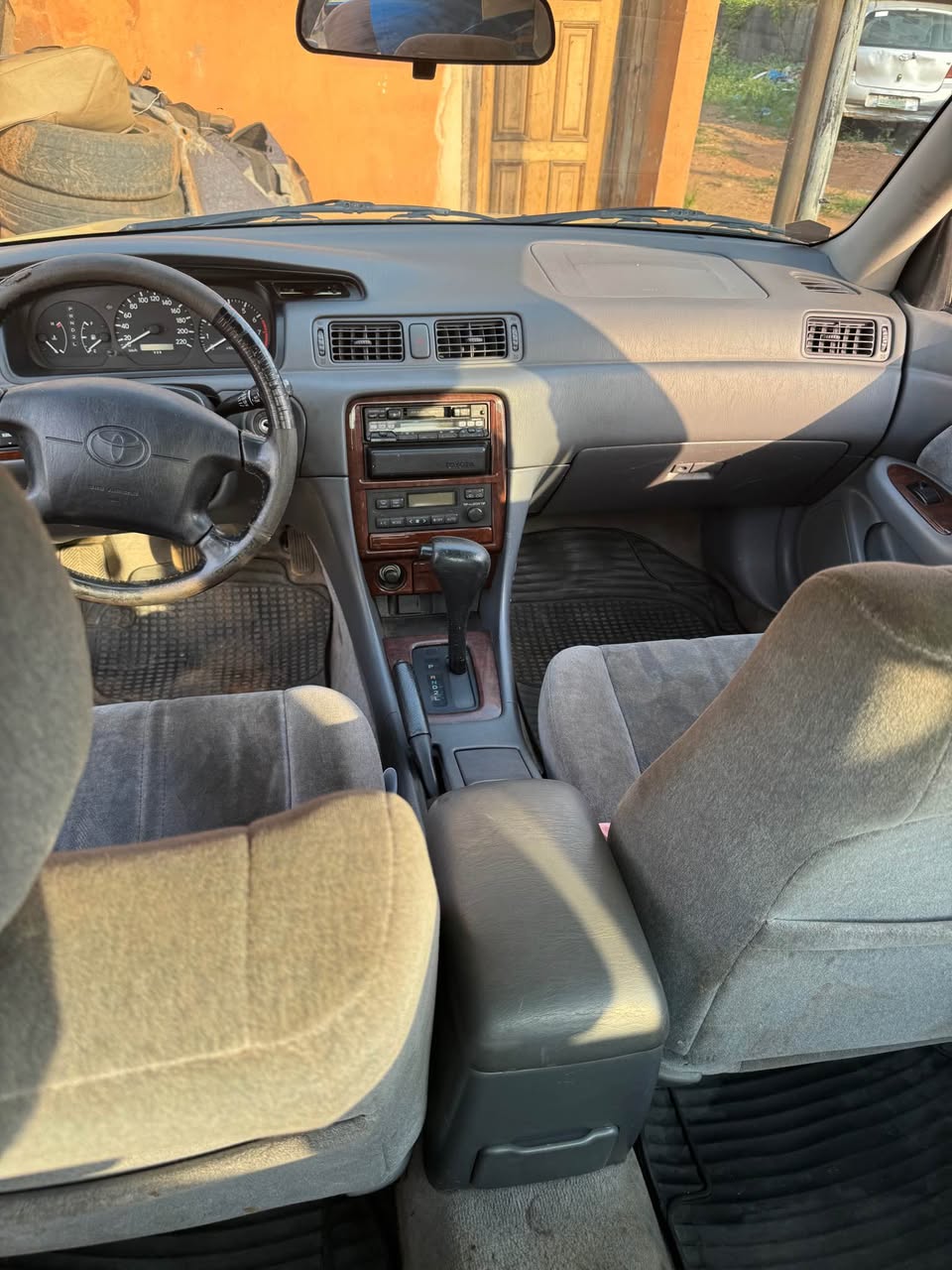 A picture of Foreign used Camry 2 2 with no condition 8 5m