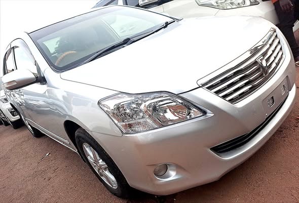 toyota premio