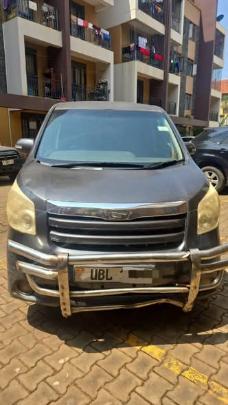 used toyota noah