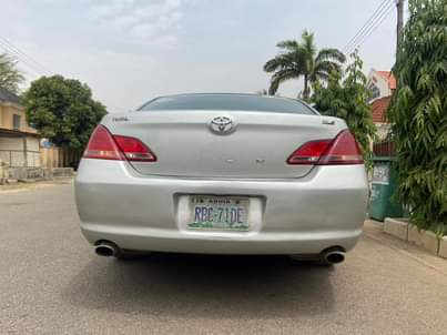 A picture of 2008 Toyota Avalon