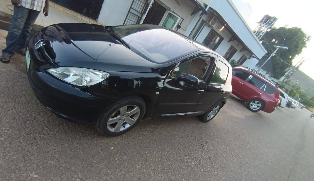 A picture of Car