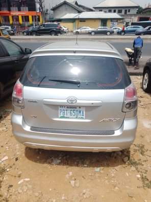 A picture of 2005 Toyota matrix Silent engine Perfect transmission Ac chilling 2