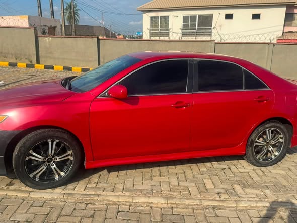 A picture of Toyota camry sport 2008 model