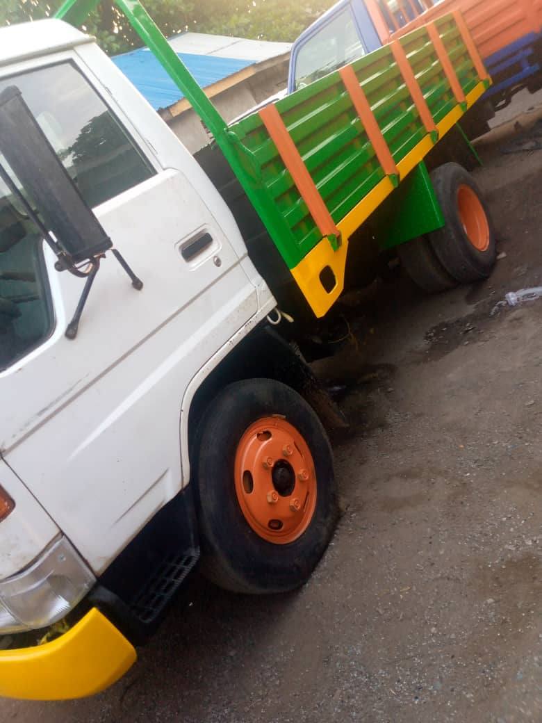 A picture of Toyota Dyna 200