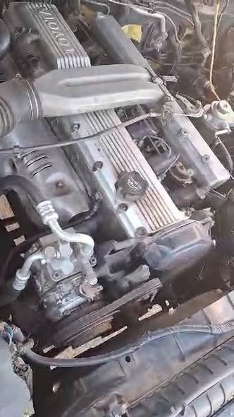 A picture of LAND CRUISER VX 0617050520