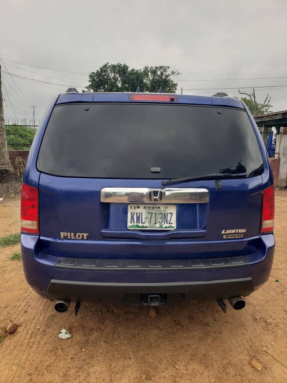 A picture of 2012 Honda pilot