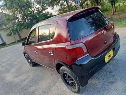 A picture of Vitz milion 2 9 chap chap Ipo mwanza Automatic Engine