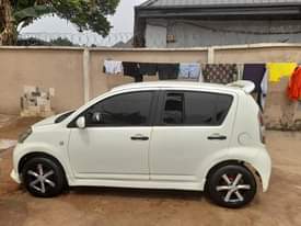 A picture of Toyota passo