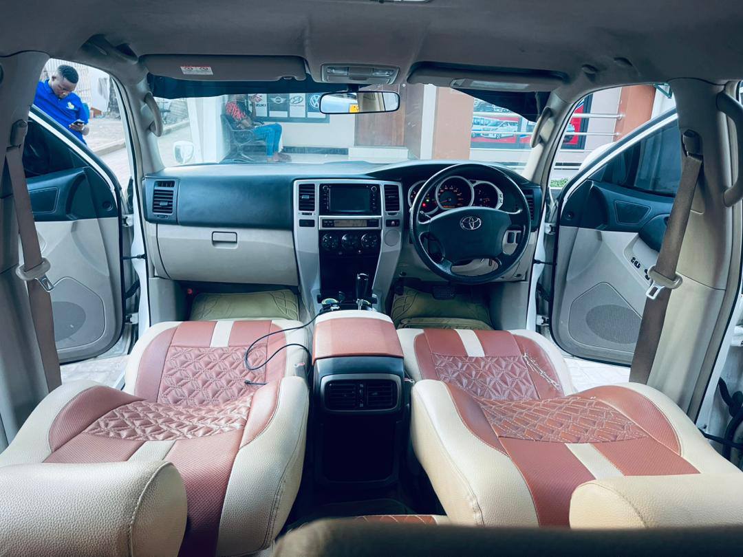 A picture of SURF NEW MODEL DUP 2005 WHITE 33 5MIL