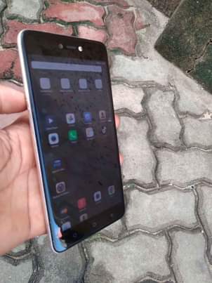A picture of Tecno phantom 8