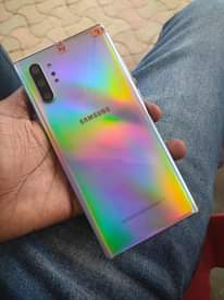 A picture of Samsung note 10