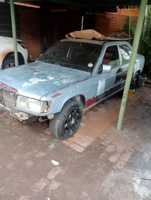 mercedes benz 190e