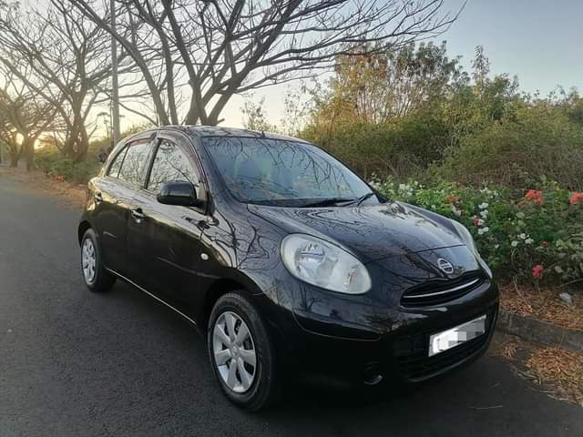 used nissan march