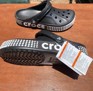 crocs