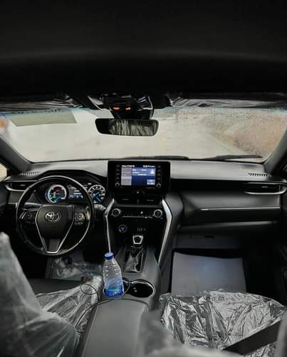 A picture of 2022 TOYOTA VENZA XLE WITH ORIGINAL CUSTOM DUTY