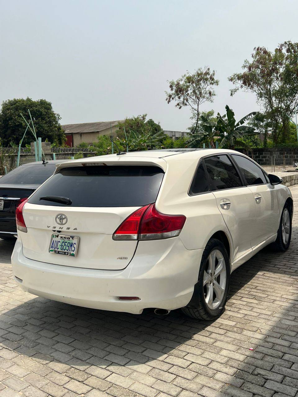 A picture of 2011 TOYOTA VENZA FOR SALE