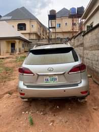 A picture of Lexus Rx350 2010 model interior like Belgium owner first outside