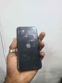 A picture of Iphone 11 64gb