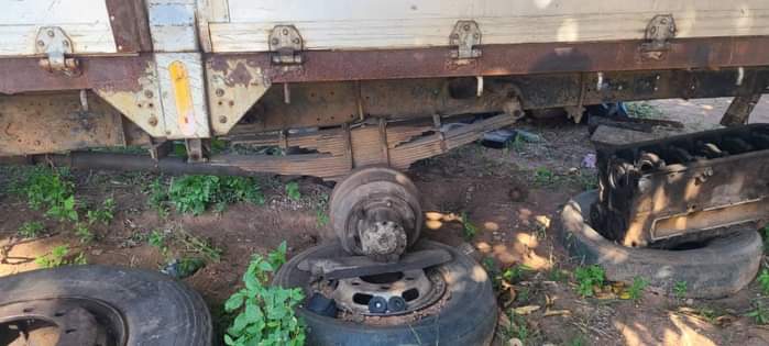 A picture of Nauza million 13 engine 16 turubo engine mpyaa changamoto matairi