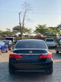 A picture of Honda Accord 2014
