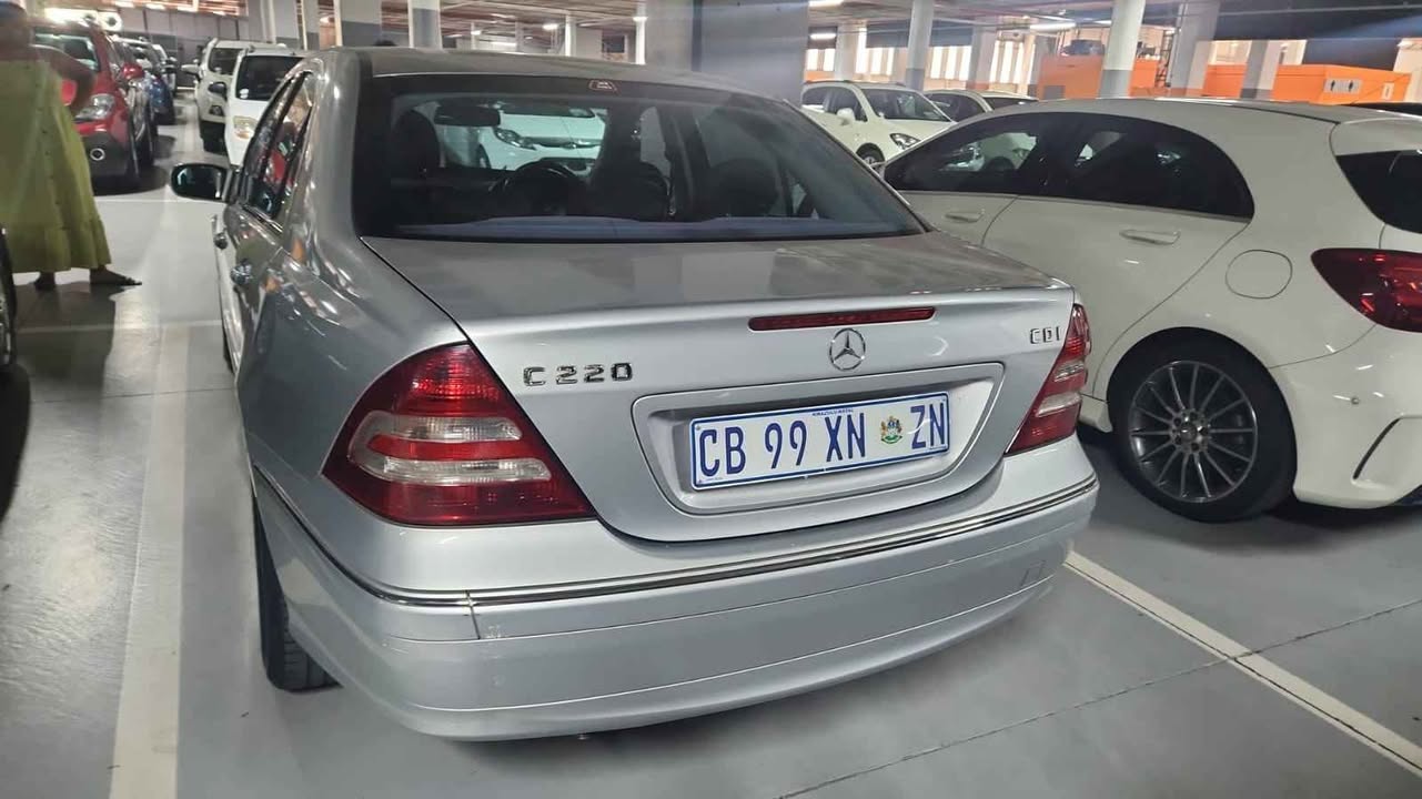 mercedes benz c220