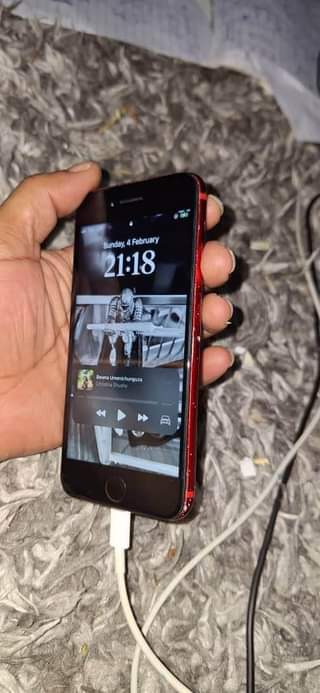 A picture of IPHONE 8 256GB