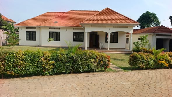 A picture of 4 bedroom house for sale in kyanja