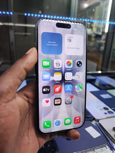 A picture of Iphone 17