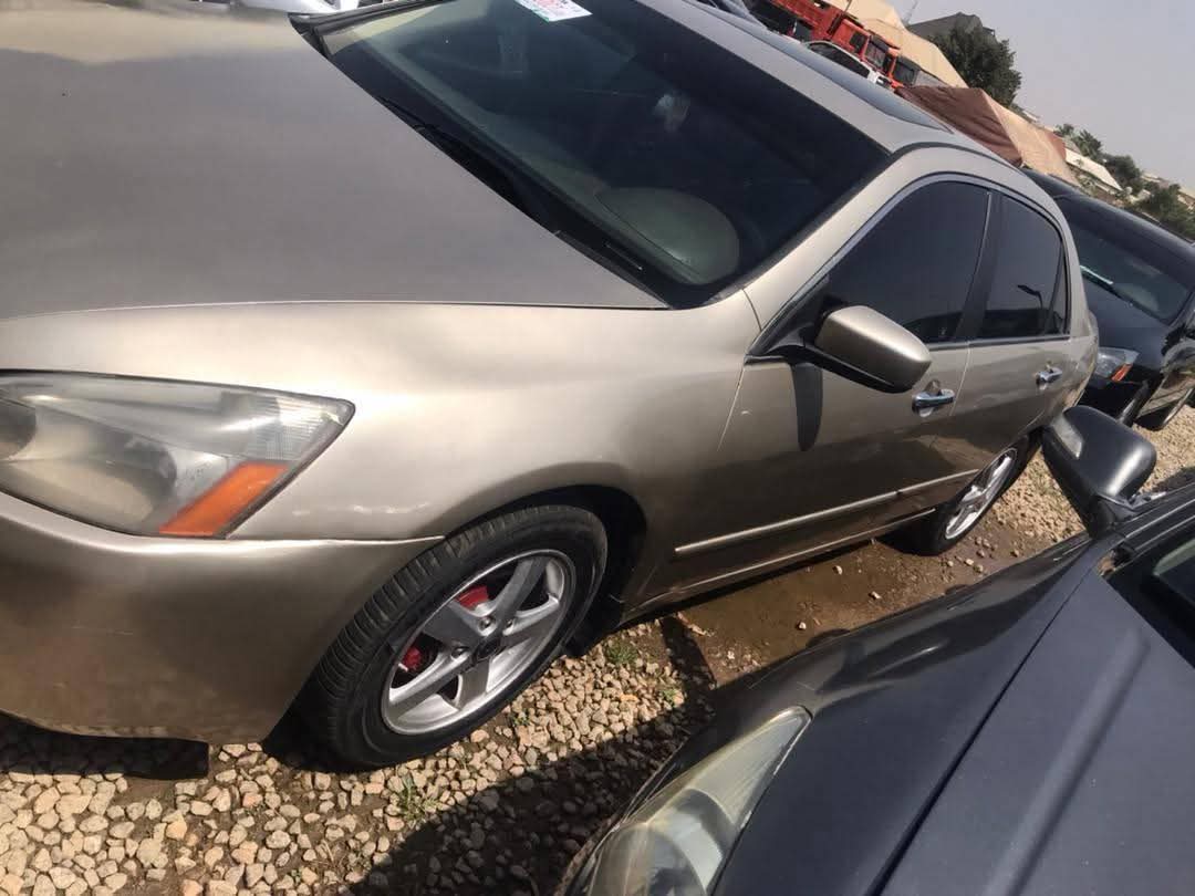 A picture of 2005 Honda eod