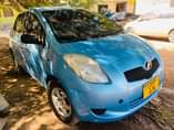 A picture of TOYOTA IST NAMBA D PIGA 255 714 550 592