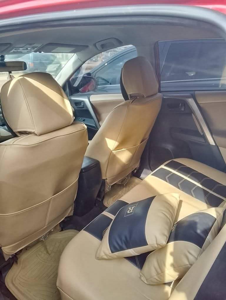 A picture of 2014 Tokumbo Standard toyota rav4