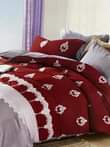A picture of  14pc set duvet covers 4 pillowcases 2 bedsheets...1 fitted