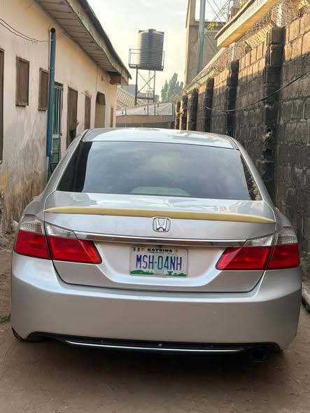 A picture of Honda Accord 2014