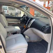 A picture of Lexus RX 330 2005 register