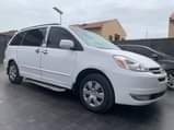 A picture of Neatly used 2005 Toyota sienna Available 3 950 Million Naira