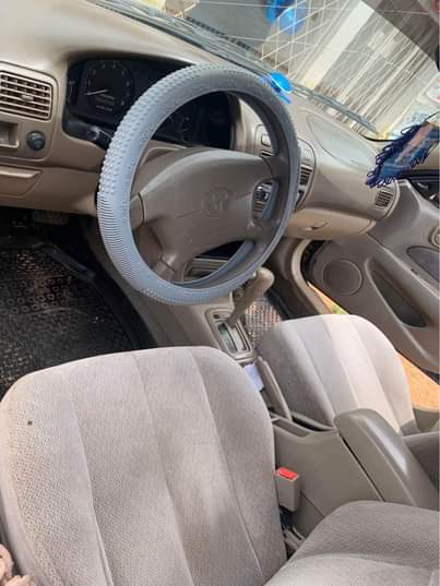A picture of Toyota 2001