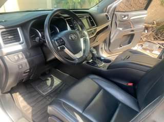 A picture of 2018 Toyota Highlander XLE