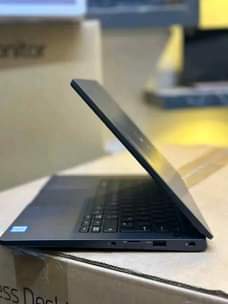 A picture of DELL PC