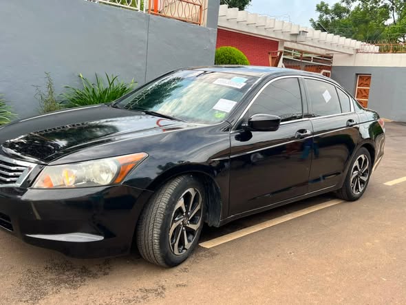 A picture of DISTRESS SALES HONDA ACCORD EXL 2009 MODEL BELGIUM STANDARD UNTEMPERED