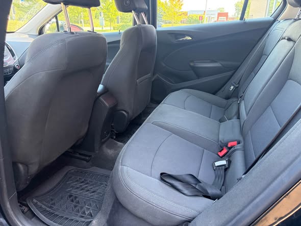 A picture of 2018 Chevrolet cruze