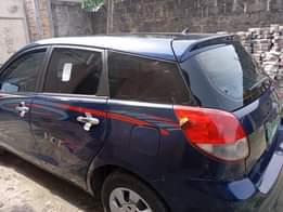 A picture of 2004 Toyota matrix Sound engine and Gear Ac is not