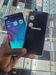 A picture of SAMSUNG GALAXY S10 PLUS S