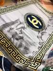 A picture of Center piece rugs 0705374901 0776763178