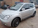 A picture of TOYOTA IST NZURI SANA INAUZWA 5 7M 0757382176